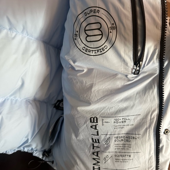 Aritzia Light Blue Puff Jacket with Hood - Picture 4 of 6